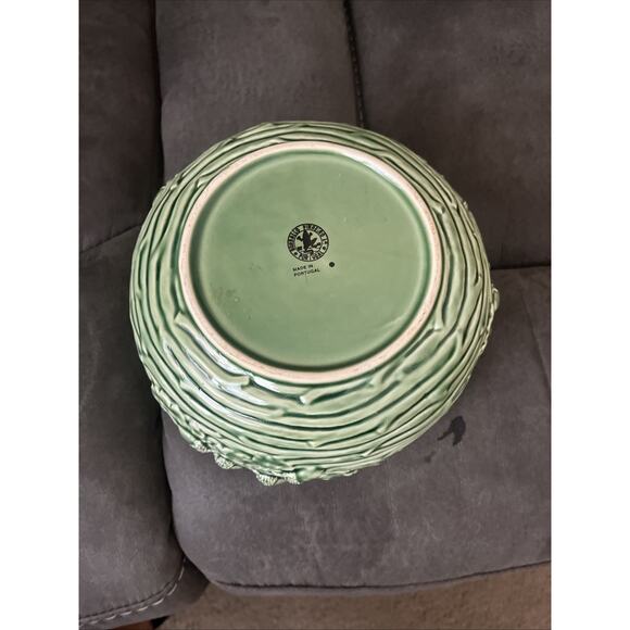 Bordallo Pinheiro Ceramic Oak Leaf Serving Bowl Green Acorn Leaves Twigs 8" - Picture 5 of 6